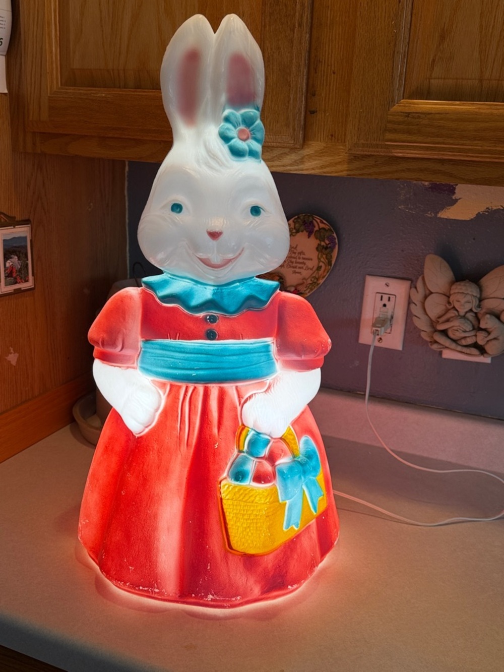 Vintage Mrs Rabbit Blow Mold - Picture 4 of 4